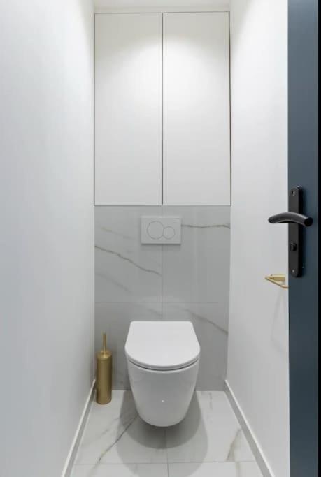 Chic In 8th - Near Champs-elysee Apartment Paris
